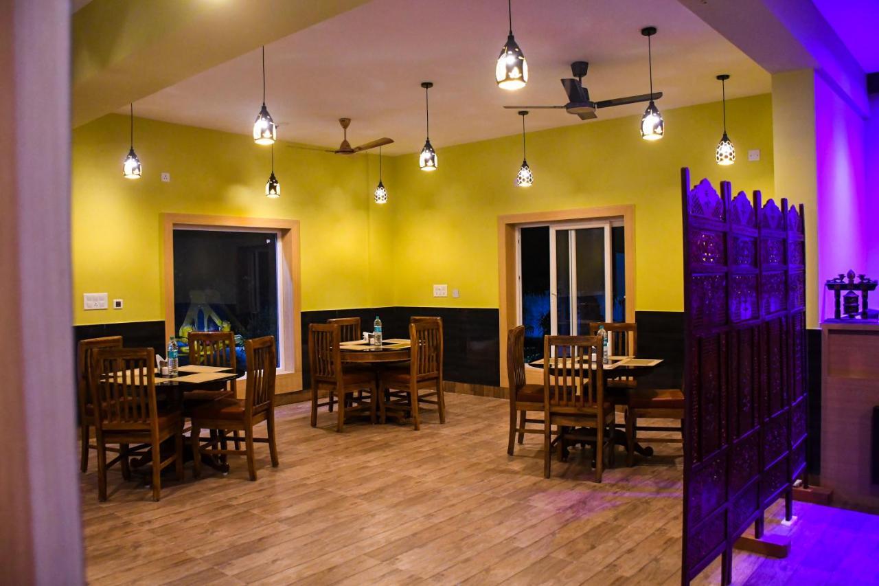 Unique Shantiniketan Otel Sri Niketan Dış mekan fotoğraf
