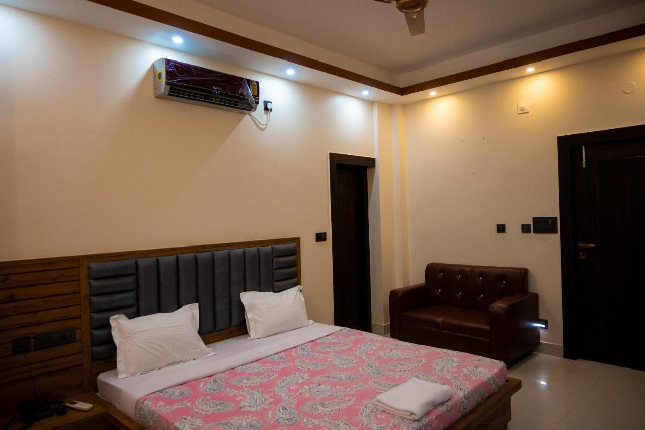 Unique Shantiniketan Otel Sri Niketan Dış mekan fotoğraf
